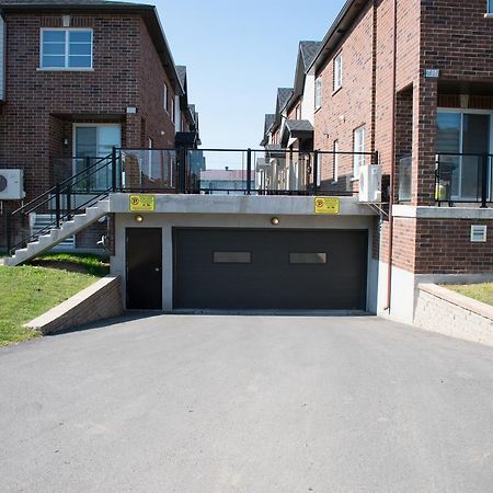 Luxury Two Story Villa Unit D Laval Exterior foto